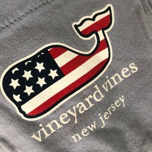 Vineyard vines men’s short sleeve T-shirt